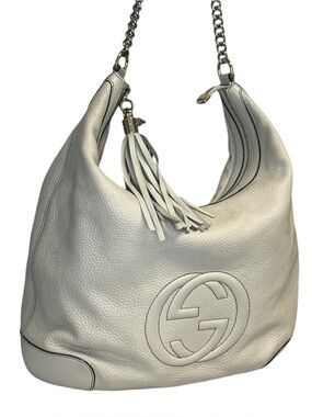 Gucci Chain Link Soho Pebbled Leather Handbag